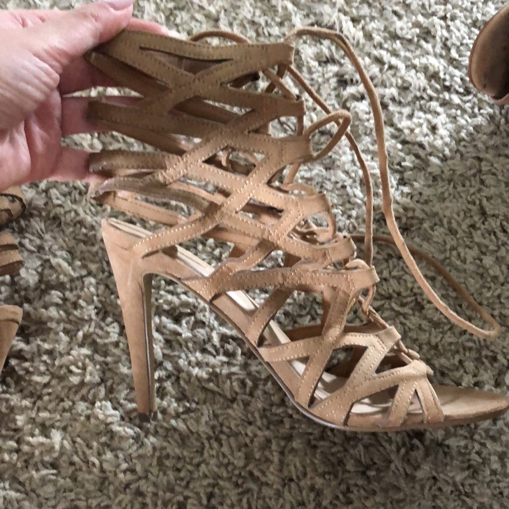 Aldo lace up heels super sexy excellent condition